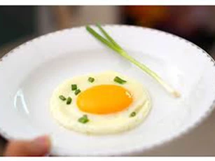 Clip: Mẹo làm trứng ốp la “cực nhanh” mà không mất chất dinh dưỡng