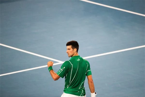 Novak Djokovic xuất sắc hơn Roger Federer! - Ảnh 1.