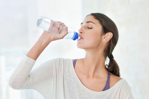 Muốn sống khỏe đến già nhất định phải uống nước vào 4 thời điểm vàng này