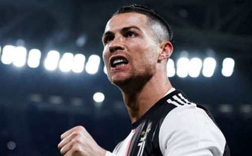 Ronaldo kiếm được bao nhiêu tiền từ mạng xã hội?