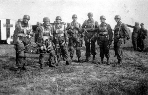 Đòn tập kích táo bạo của lính dù trong Thế chiến II