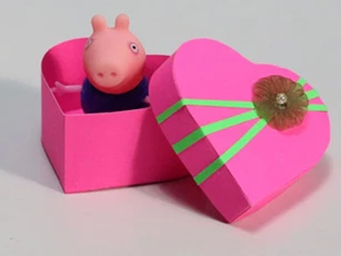 Clip: Hướng dẫn cách làm hộp quà đơn giản, đẹp mắt