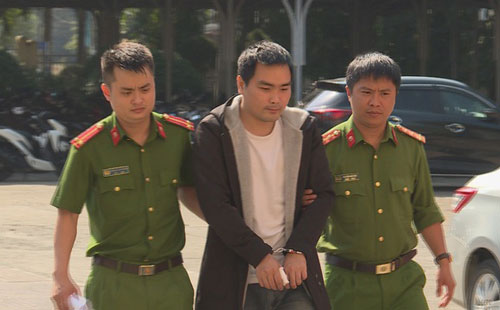 Đắk Lắk: Khởi tố kẻ đóng giả Grab đâm mẹ người tình trọng thương