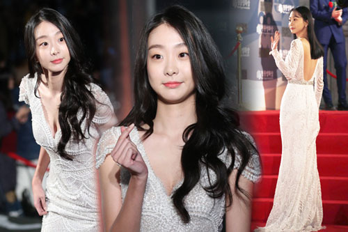 "Ngất lịm" loạt ảnh "nữ quái" Kim Da Mi đi thảm đỏ Oscar Hàn