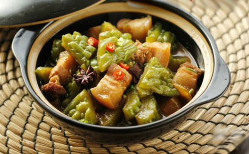 Cách làm thịt kho khổ qua vị đắng thanh ngon lạ miệng