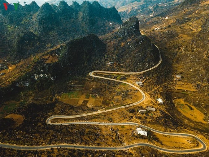 ve dep hung vi va nen tho cua cao nguyen da ha giang hinh 4