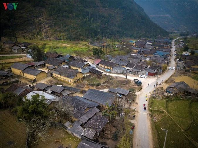 ve dep hung vi va nen tho cua cao nguyen da ha giang hinh 6