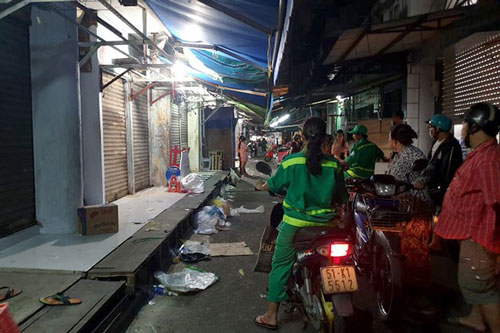 TP.HCM: Vợ đâm chết chồng ngay trong chợ