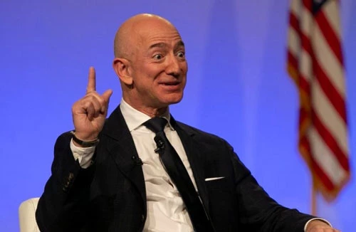 Tỷ phú Jeff Bezos, ông chủ tập đoàn thương mại điện tử Amazon