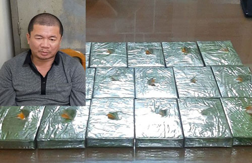 Thanh Hóa: Phá án ma túy, bắt đối tượng ôm 17 bánh heroin lên tàu Bắc - Nam