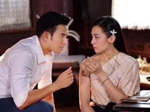 Muốn biết người đàn ông có yêu thật lòng hay không, chị em cứ nhìn vào 3 vị trí trên cơ thể này là biết rõ nhất