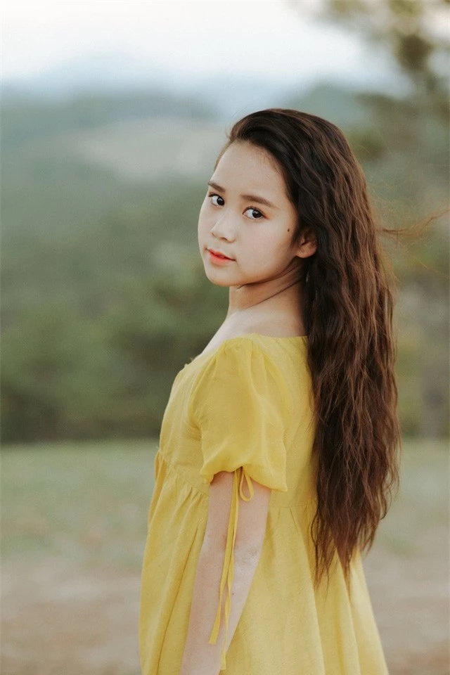 Hoa hậu nhí Bella Vũ làm MV quảng bá cảnh đẹp Việt Nam - Ảnh 4.