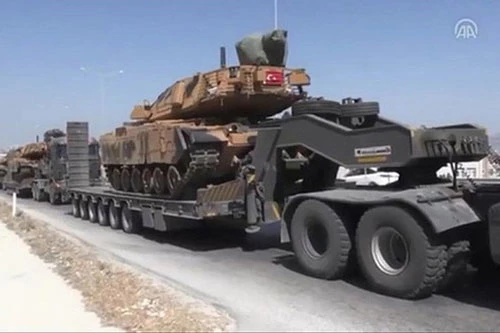 Hãng thông tấn SANA cho biết, quân chủ lực của Thổ Nhĩ Kỳ hôm 9-2 đã hành quân đến căn cứ không quân Taftanaz, nằm cách thị trấn Taftanaz thuộc tỉnh Idlib của Syria 2,7 km về phía Nam