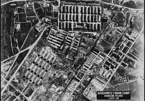 Tại sao quân Đồng minh không ném bom Auschwitz?