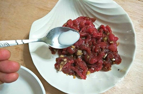 Xào thịt bò vừa mềm vừa ngọt lại tăng gấp đôi chất bổ cứ cho thêm 1 thứ này vào chảo là xong