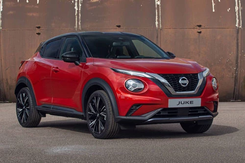 4. Nissan Juke (giá khởi điểm: 12.692 bảng).