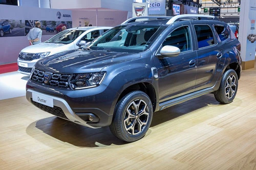 6. Dacia Duster (giá khởi điểm: 9.245 bảng).