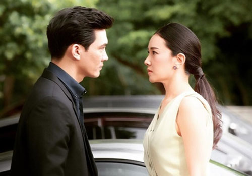 Vợ quyết tâm cắt đứt khi phát hiện chồng "ăn vụng" nhưng ngày lên tòa lại thay đổi 180 độ vì dòng chữ chồng viết sau đơn ly hôn