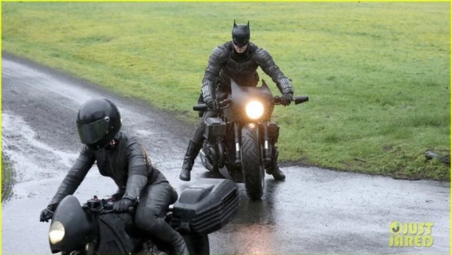 Lộ tạo hình của Batman mới Robert Pattinson - Ảnh 2.