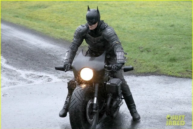 Lộ tạo hình của Batman mới Robert Pattinson - Ảnh 4.