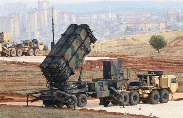 Thổ Nhĩ Kỳ nói Mỹ có thể đưa lá chắn Patriot tới gần “chảo lửa” Idlib - 1