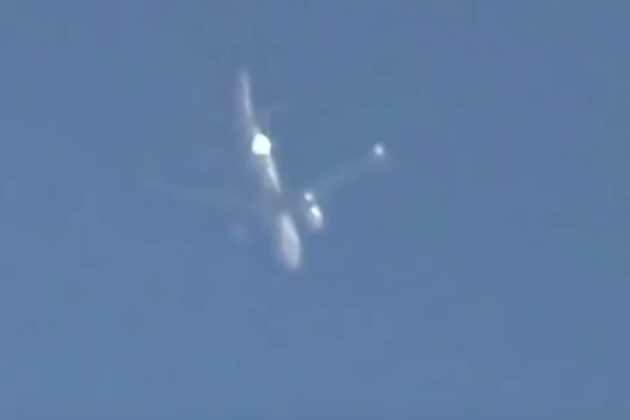 Tu-214R sống sót kỳ diệu sau khi bị tên lửa tấn công