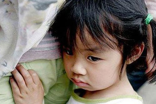 Tôi có nên gửi con về quê tránh dịch corona khi không tin tưởng mẹ vợ?