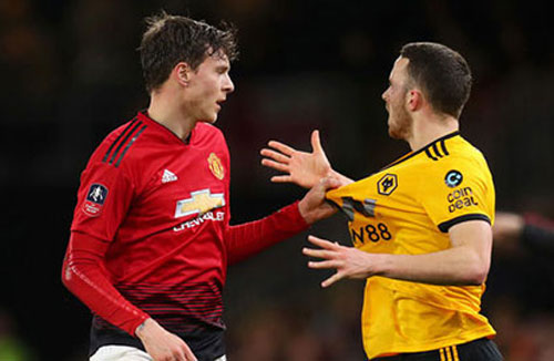 M.U bất ngờ phát cuồng vì tiền đạo đầy thù oán của Wolves