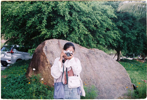 Những người trẻ hoài cổ mê mẩn máy ảnh phim