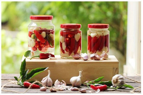 Tỏi được xem là 'thần dược' chống cảm cúm: Vậy cách làm tỏi ngâm giấm thế nào?