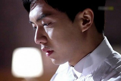 Con sinh ra bị hở hàm ếch, vợ có nói ra suy nghĩ xấu xa khiến tôi thấy ghét vợ vô cùng mỗi khi nằm cùng giường