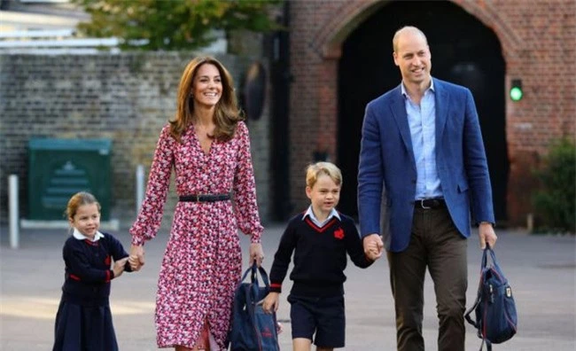 Nữ Công tước Kate Middleton thừa nhận có lỗi với con, nhưng cách dạy con của cô khiến nhiều người tâm phục, khẩu phục - Ảnh 3.