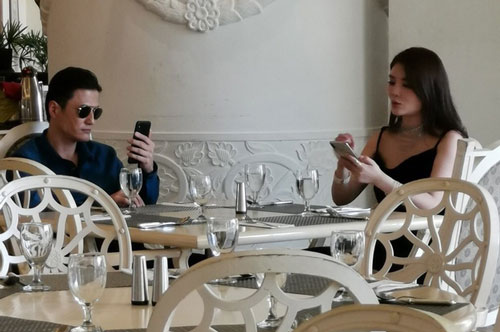 ‘Siêu vòng một’ Từ Đông Đông tái hợp tình cũ