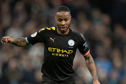 Tiền vệ trái: Raheem Sterling (Man City, 144 triệu bảng).