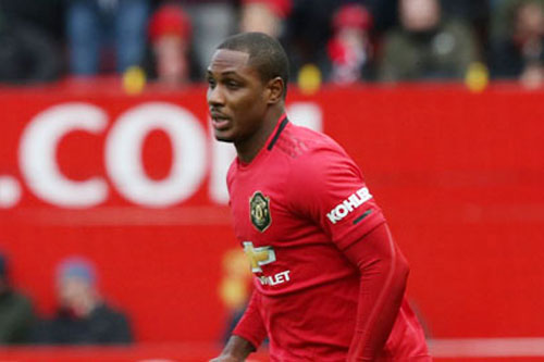 Bị đội nam "ruồng bỏ", Ighalo còn bị đội nữ "tẩy chay" ở M.U