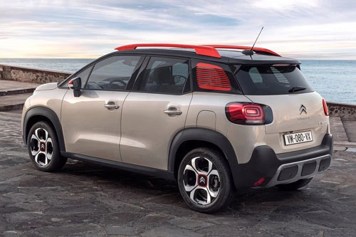 6. Citroen C3 Aircross.