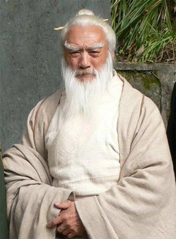 Trương Tam Phong trong phim Ỷ thiên đồ long ký.