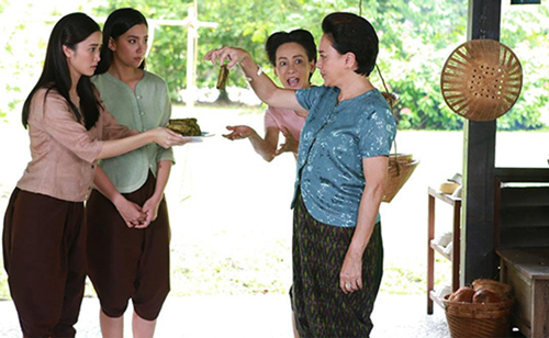 Vỏ quýt dày có móng tay nhọn, mẹ chồng làm khó dâu mới bằng 15 mâm cỗ và cách xử lý 'dễ như ăn bánh' làm bà 'trố mắt' kinh ngạc