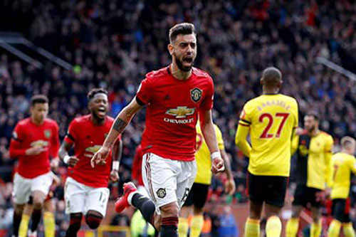 Bruno Fernandes 'vung đũa phép, ma thuật' trở lại với Man United
