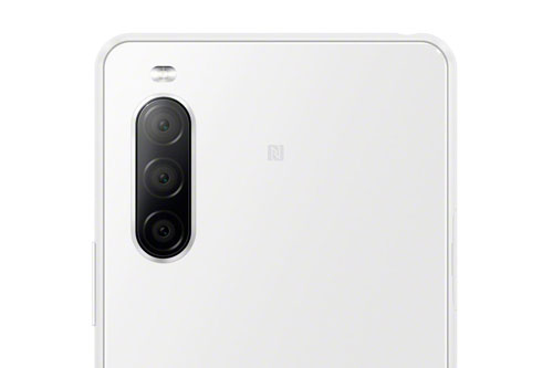 Cận cảnh smartphone 3 camera sau, màn hình OLED, chống nước, chip S665, RAM 4 GB, giá hơn 9 triệu