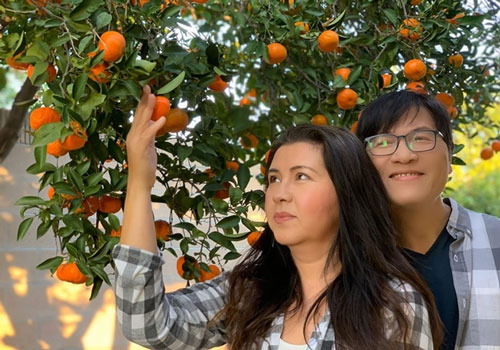 Khu vườn ngập trái cây của Phương Thảo - Ngọc Lễ tại Mỹ