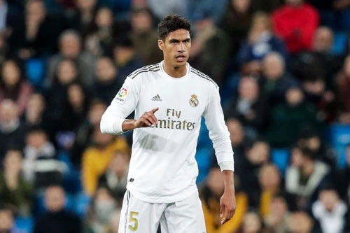 Trung vệ: Raphael Varane (Real Madrid).