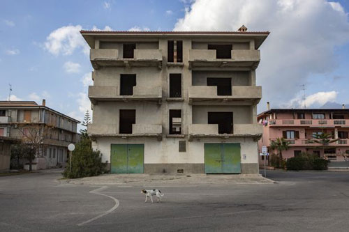 Mafia, đương đầu và đe dọa