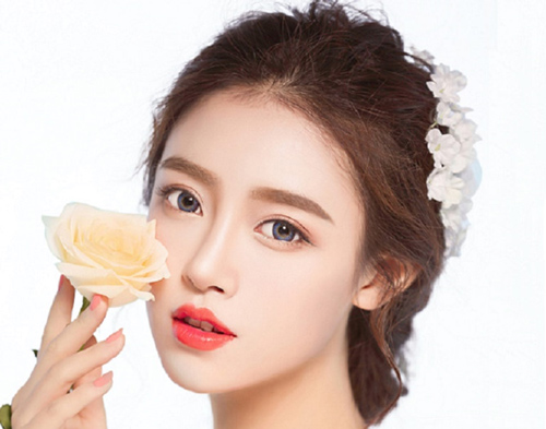 Phụ nữ có 1 nét "phúc tướng trời sinh" là cả đời "nở hoa", phúc khí ngập tràn, an nhàn hưởng phúc