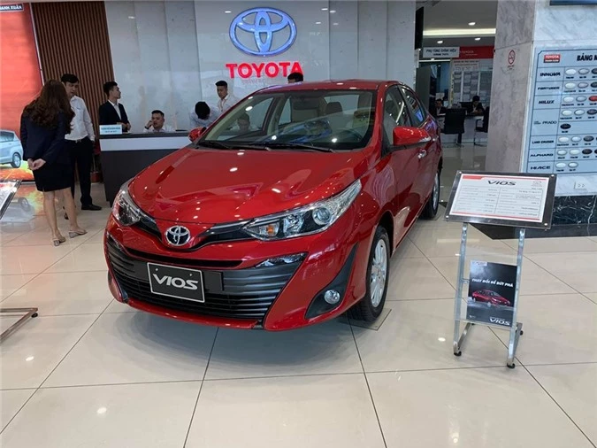 gia xe Toyota Vios