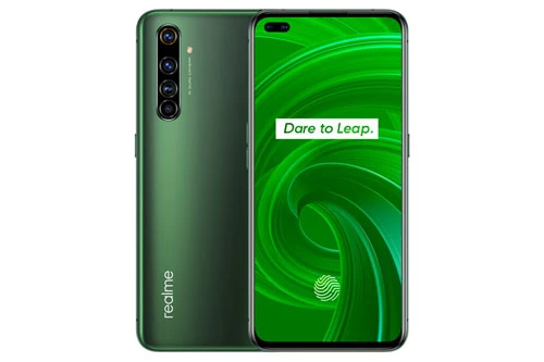 Sức mạnh phần cứng của Realme X50 Pro 5G đến từ chip Qualcomm Snapdragon 865 (7nm +) lõi 8 với xung nhịp tối đa 2,84 GHz, GPU Adreno 650. Vi xử lý này được tích hợp modem thu sóng 5G. RAM LPDDR5 và bộ nhớ trong chuẩn UFS 3.0 với tuỳ chọn RAM 6 GB/ROM 128 GB, RAM 8 GB/ROM 128 GB hoặc RAM 12 GB/ROM 256 GB, không có khay cắm thẻ microSD. Hệ điều hành Android 10.0; được tuỳ biến trên giao diện người dùng Realme 1.0.