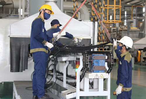 Mỏi mòn nguồn cung nguyên liệu nội địa