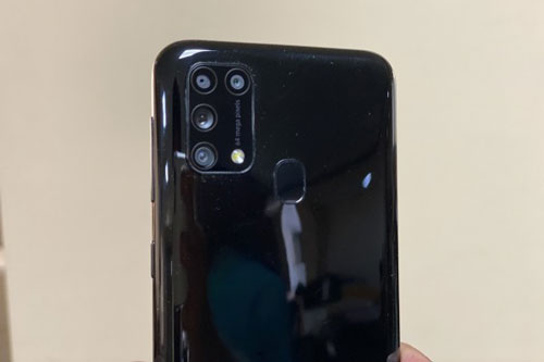 Ảnh chi tiết Samsung Galaxy M31: Ram 6 GB, pin 6.000 mAh, 4 camera sau, giá ‘mềm’
