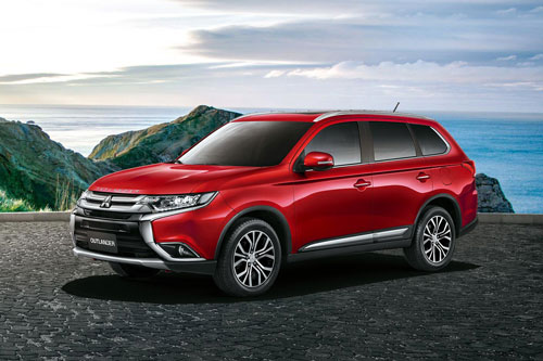 Đối thủ của Honda CR-V, Toyota Fortuner giảm giá 110 triệu đồng tại Việt Nam