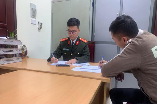 Hành vi tung tin sai sự thật về dịch COVID-19 lên mạng xã hội sẽ bị xử lý thế nào?